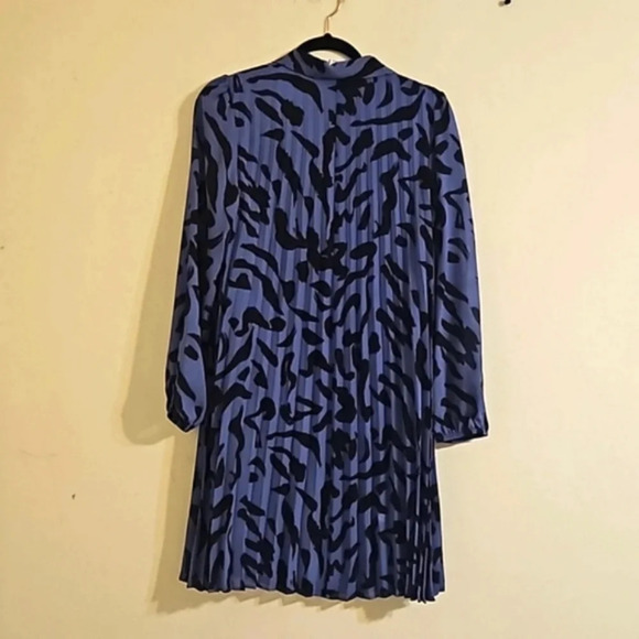 Nine West Pleated Georgette Dress - Picture 6 of 6